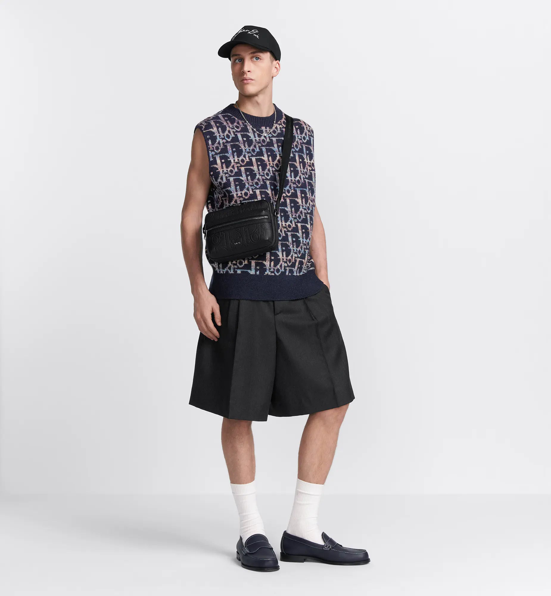 Zipped Messenger Bag